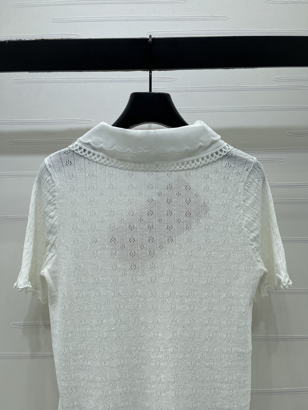 Women's short sleeves